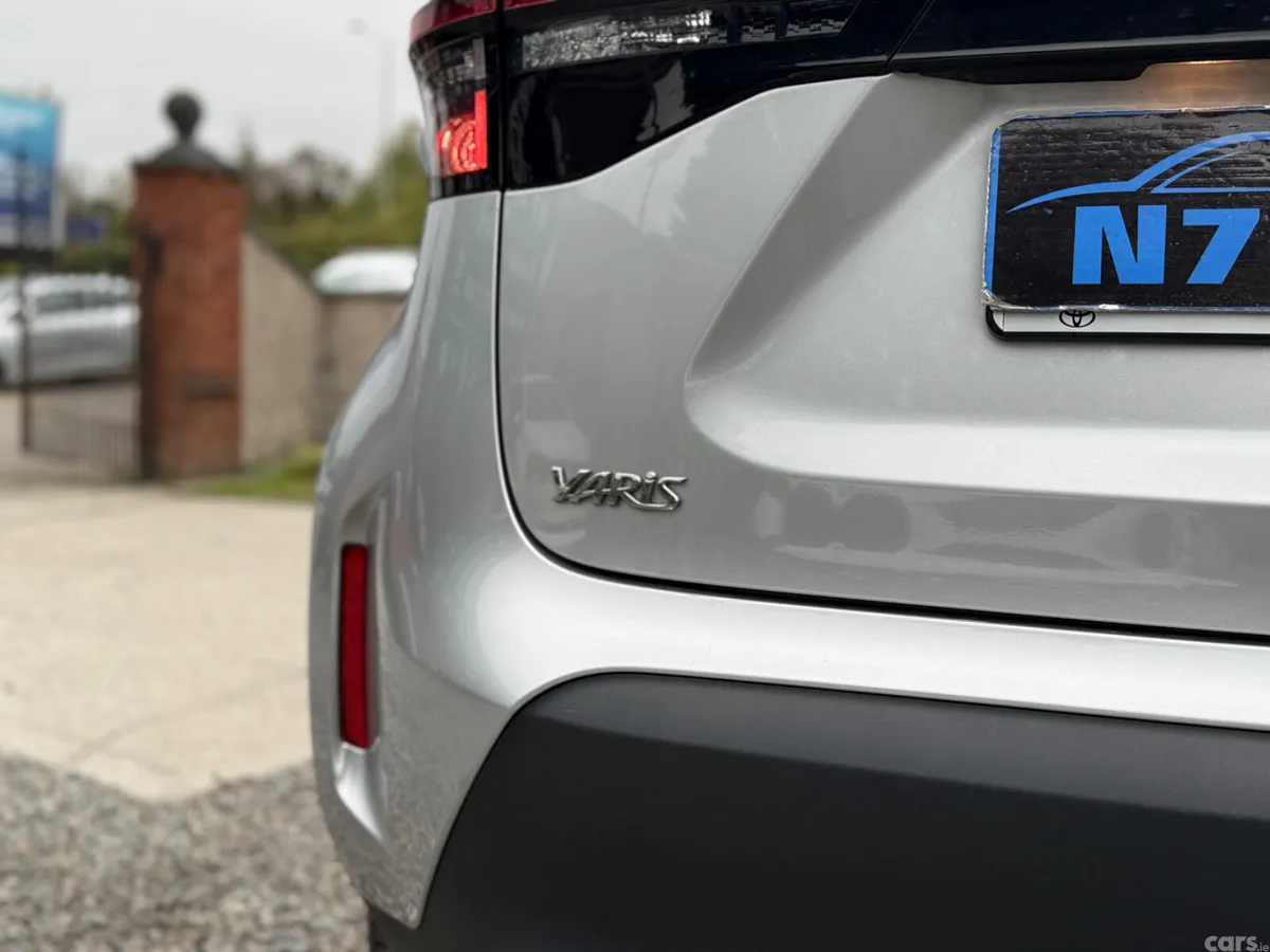 Toyota Yaris Cross SUV, Petrol Hybrid, 2024, Grey