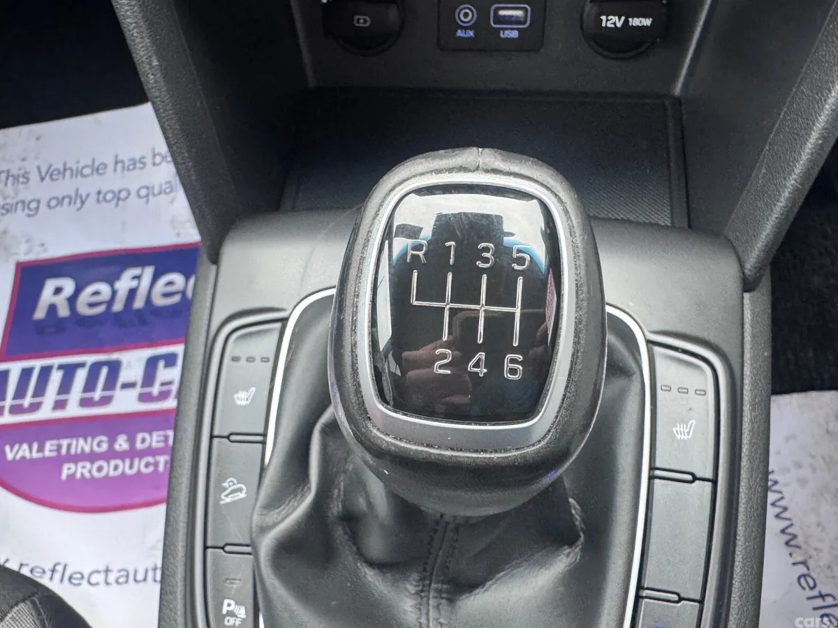 Hyundai KONA MPV, Diesel, 2020, Red