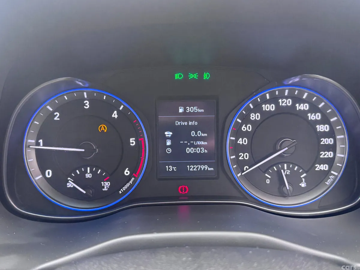 Hyundai KONA MPV, Diesel, 2020, Red