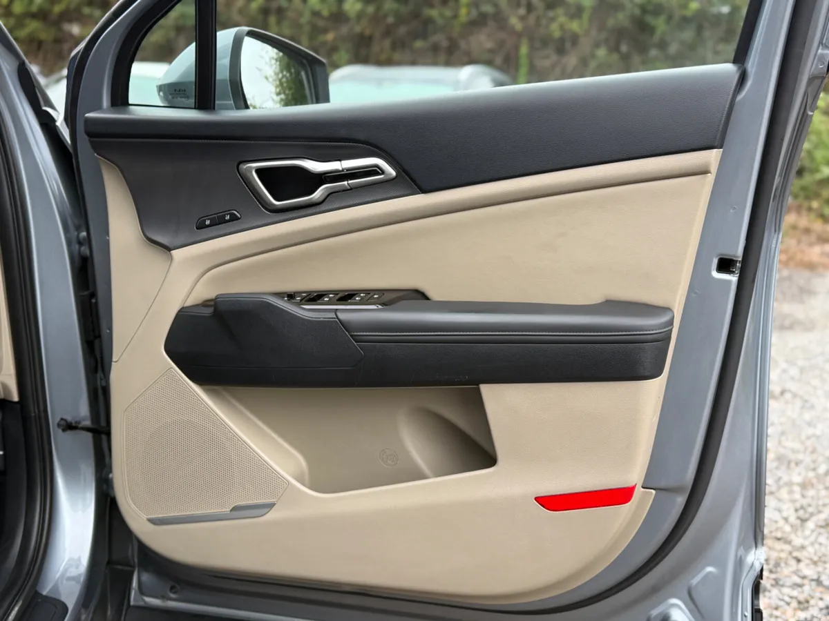 Kia Sportage SUV, Diesel, 2022, Grey