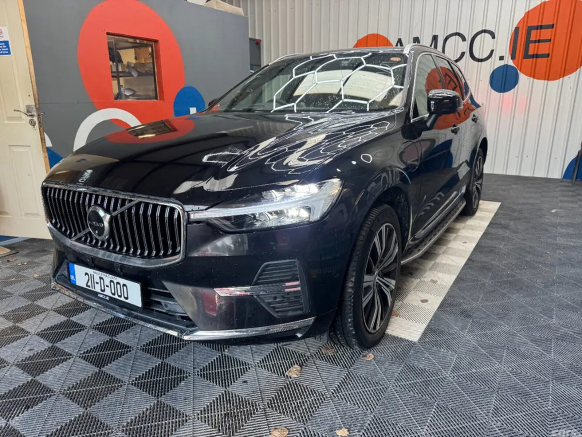 Volvo XC60 SUV, Petrol Hybrid, 2021, Black