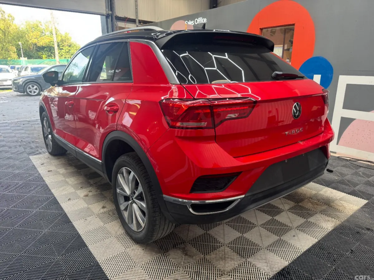 Volkswagen T-Roc SUV, Petrol, 2021, Red