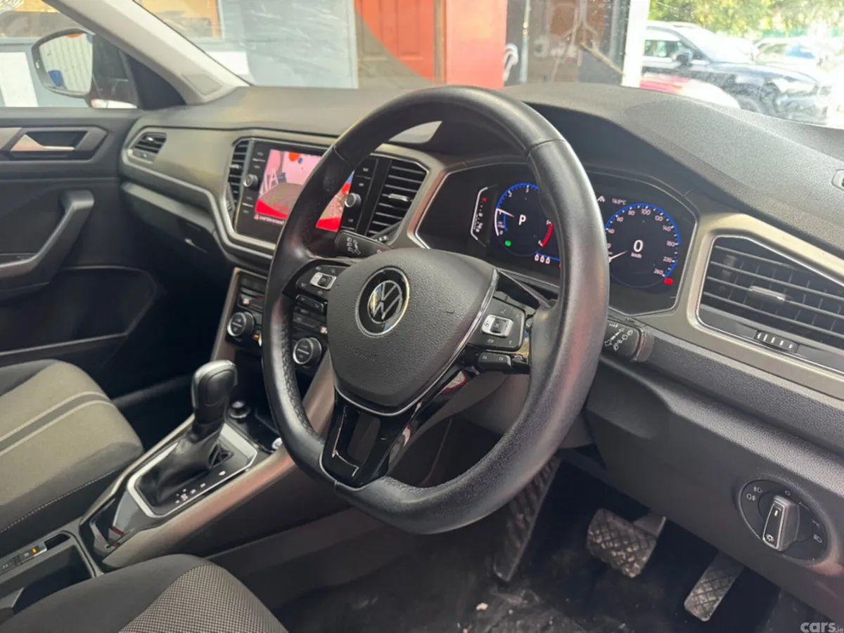 Volkswagen T-Roc SUV, Petrol, 2021, Red