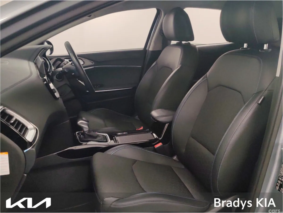 Kia XCeed Hatchback, Petrol Plug-in Hybrid, 2024, Grey