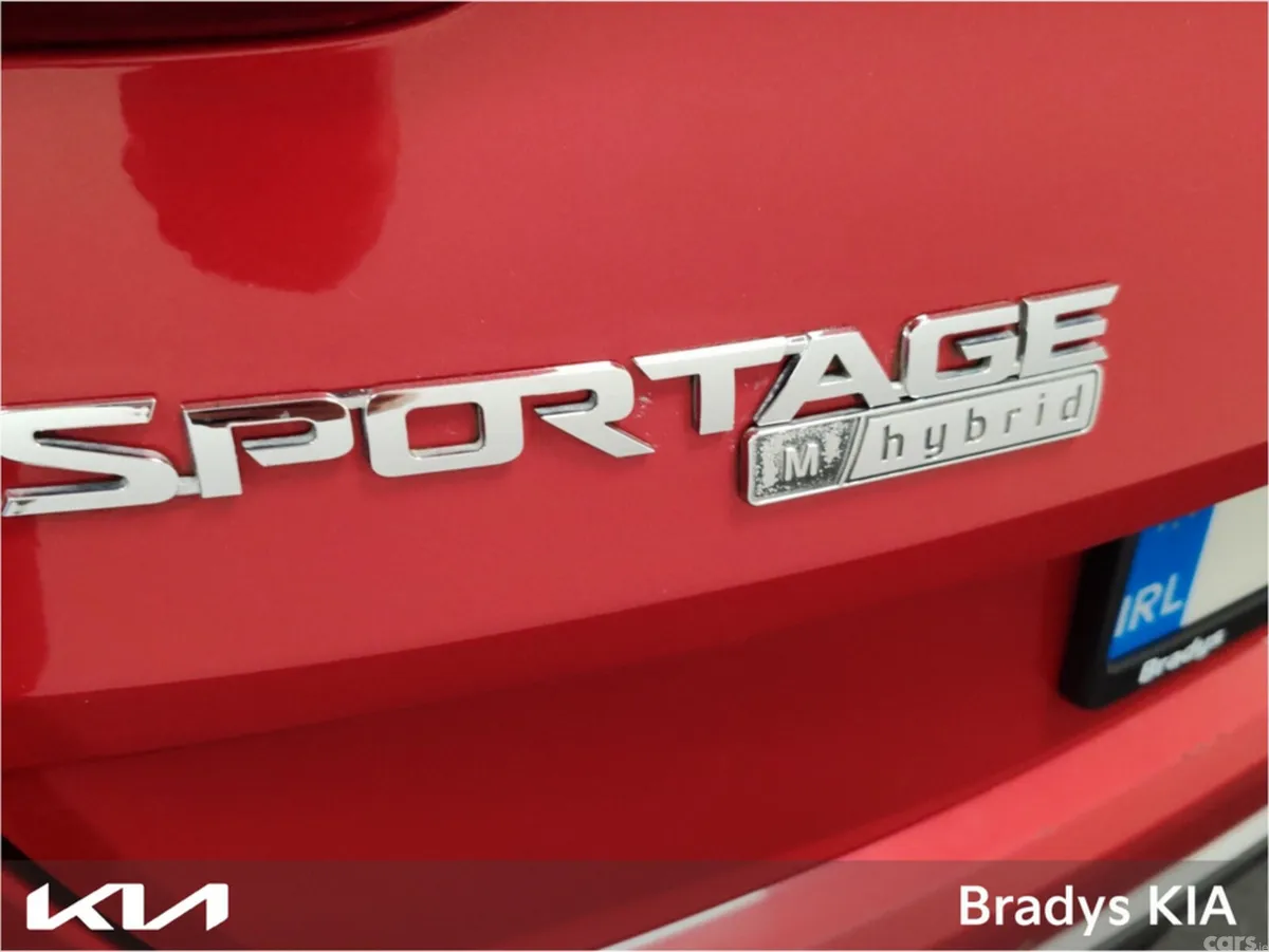 Kia Sportage MPV, Diesel, 2021, Red