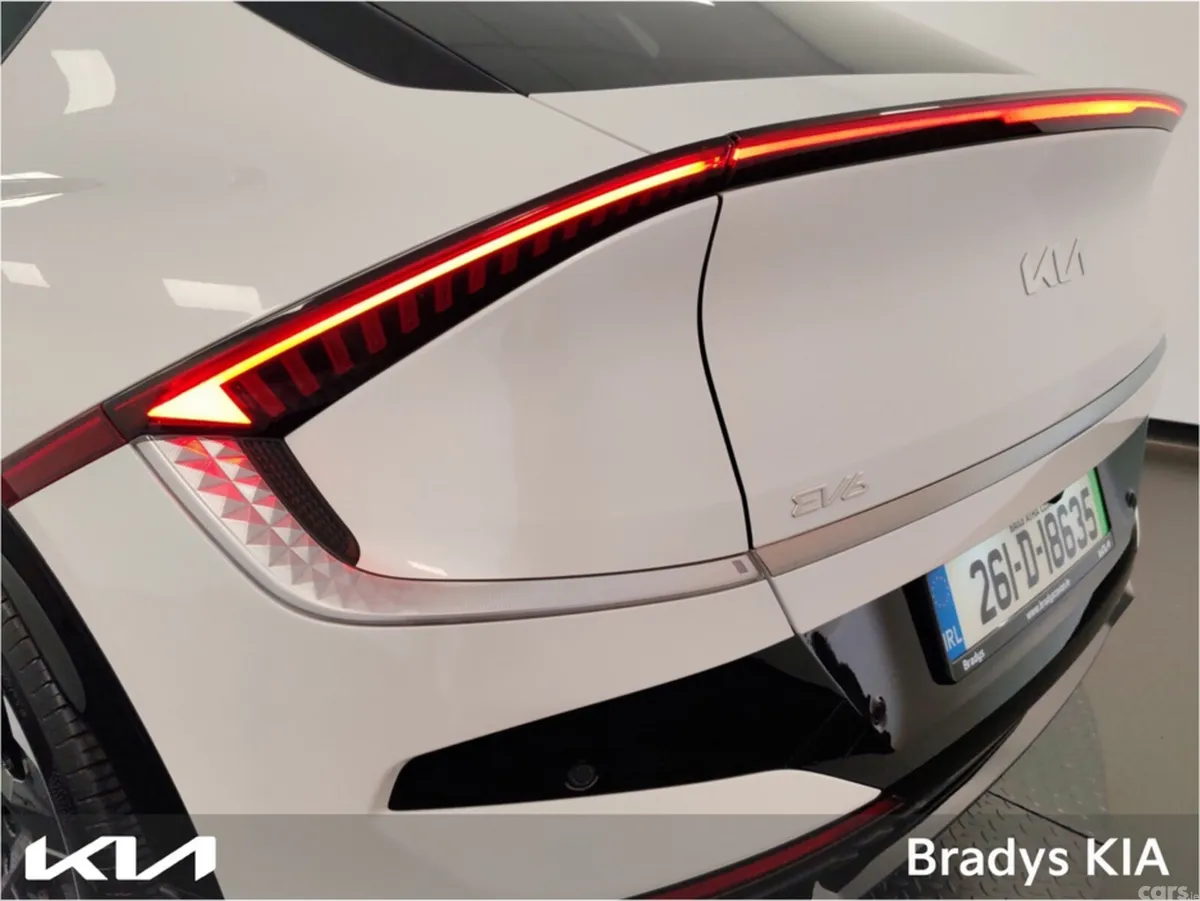 Kia EV6 MPV, Electric, 2026, White