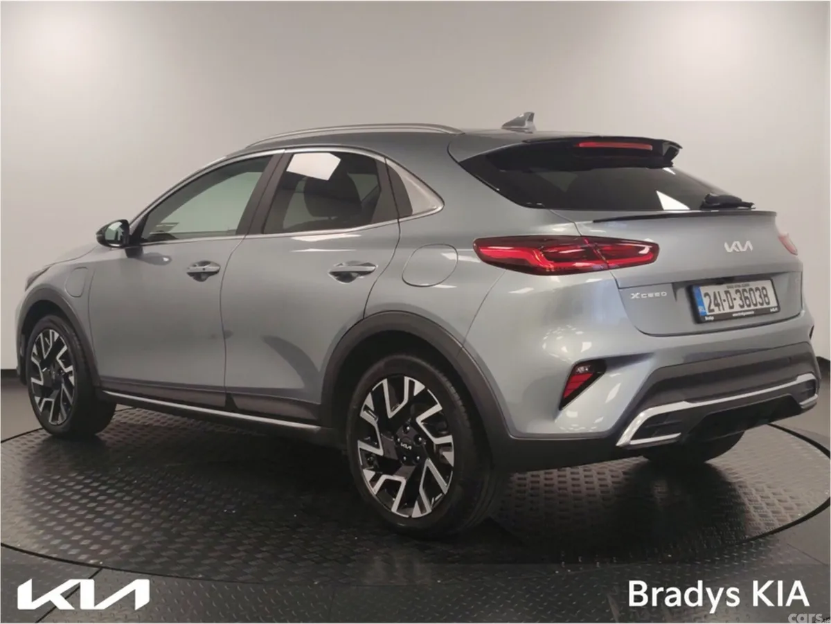 Kia XCeed Hatchback, Petrol Plug-in Hybrid, 2024, Grey