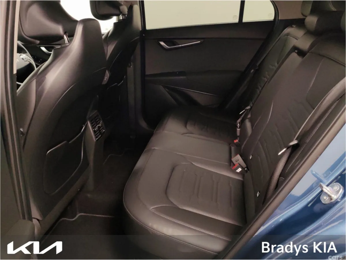 Kia Niro MPV, Petrol Plug-in Hybrid, 2026, Blue