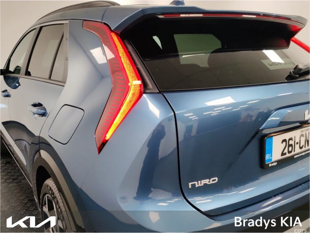 Kia Niro MPV, Petrol Plug-in Hybrid, 2026, Blue