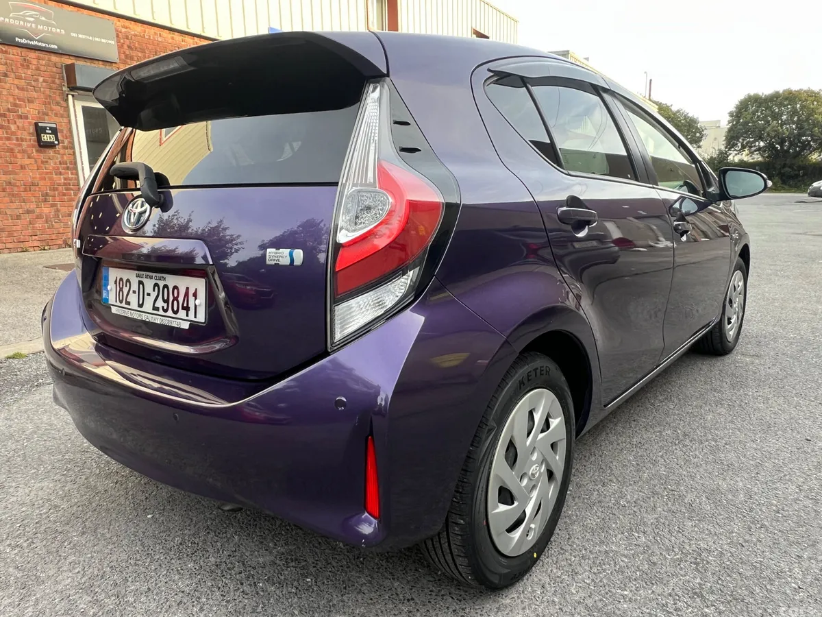 Toyota Aqua Hatchback, Petrol Hybrid, 2018, Blue