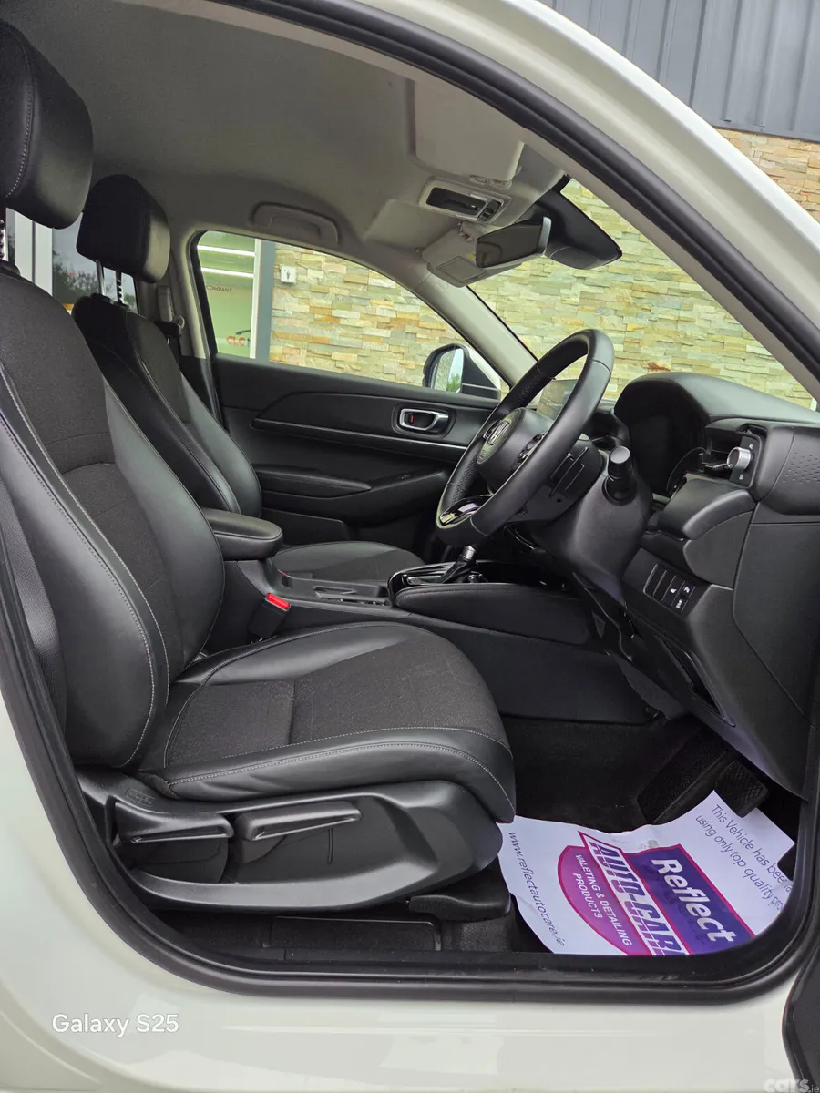Honda HR-V SUV, Petrol Hybrid, 2025, White