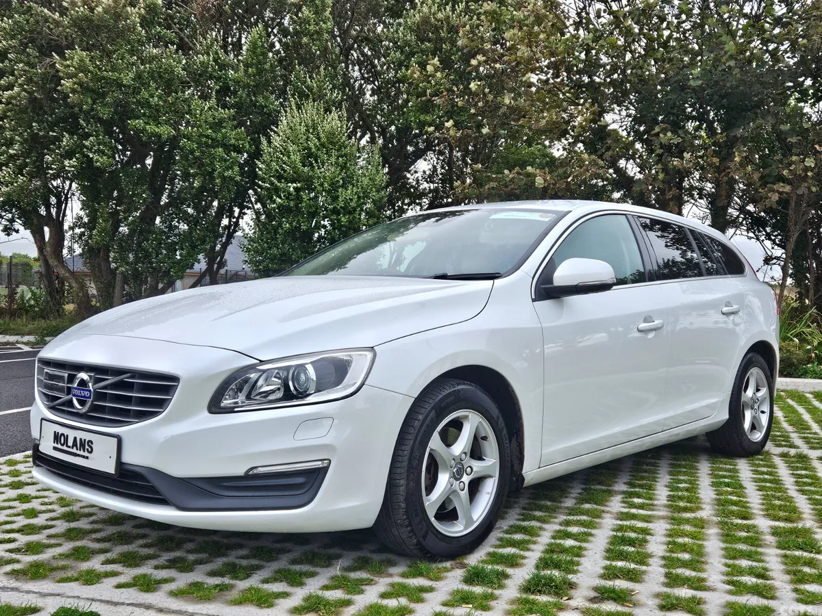 Volvo V60 Estate, Diesel, 2016, White
