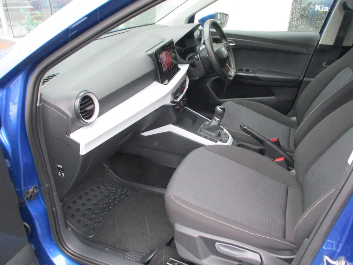 SEAT Arona SUV, Petrol, 2024, Blue