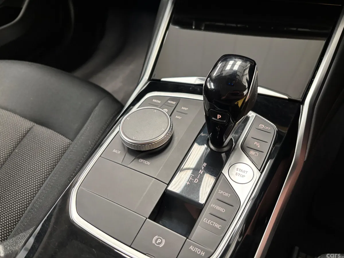 BMW 3-Series Estate, Petrol Plug-in Hybrid, 2022, Grey