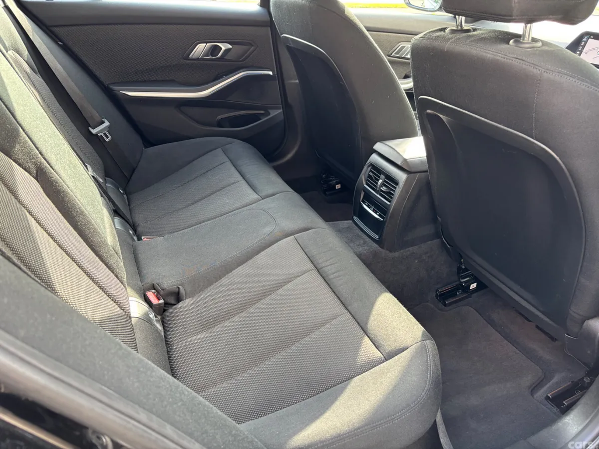 BMW 3-Series Estate, Petrol Plug-in Hybrid, 2022, Grey