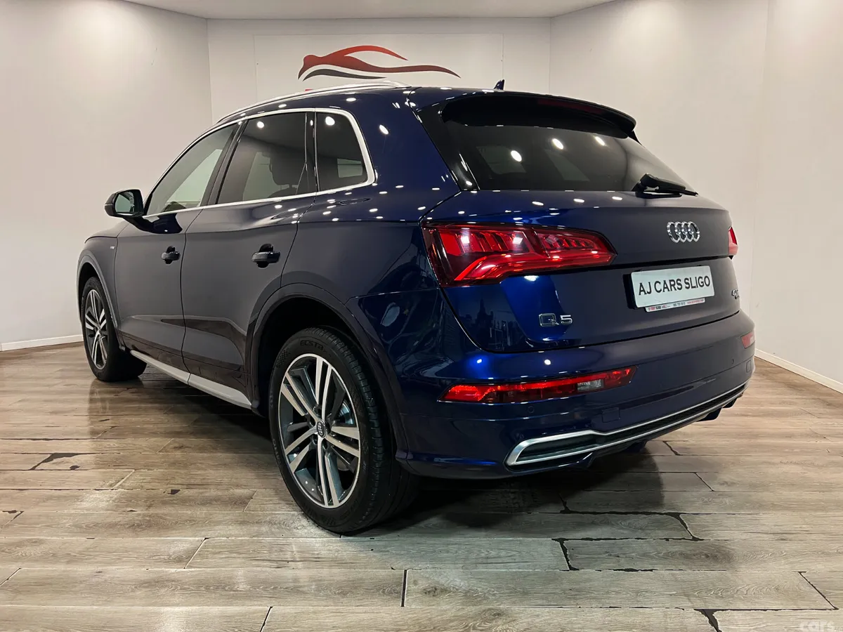 Audi Q5 SUV, Diesel, 2019, Blue