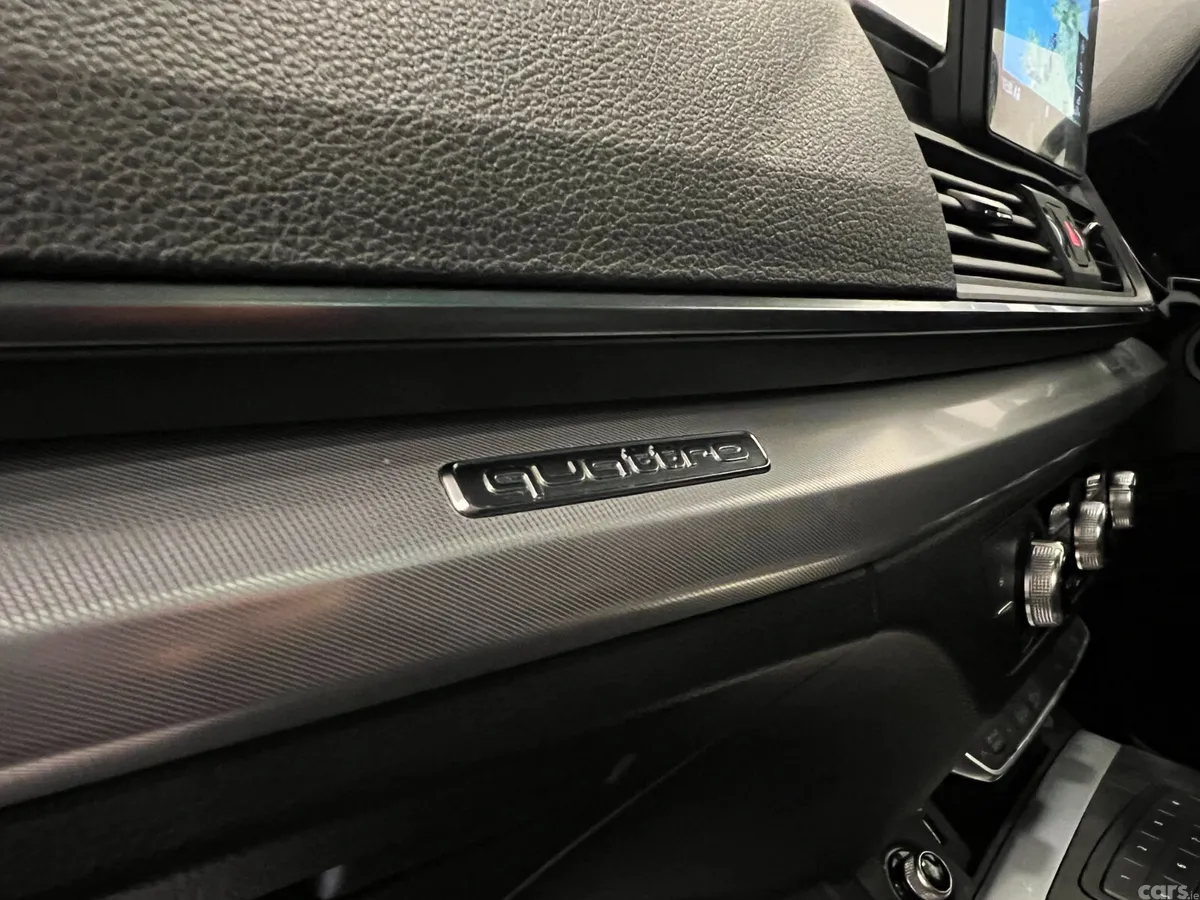 Audi Q5 SUV, Diesel, 2019, Blue