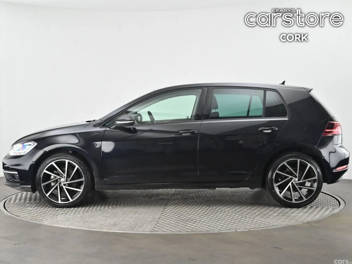 Volkswagen Golf Hatchback, Petrol, 2019, Black