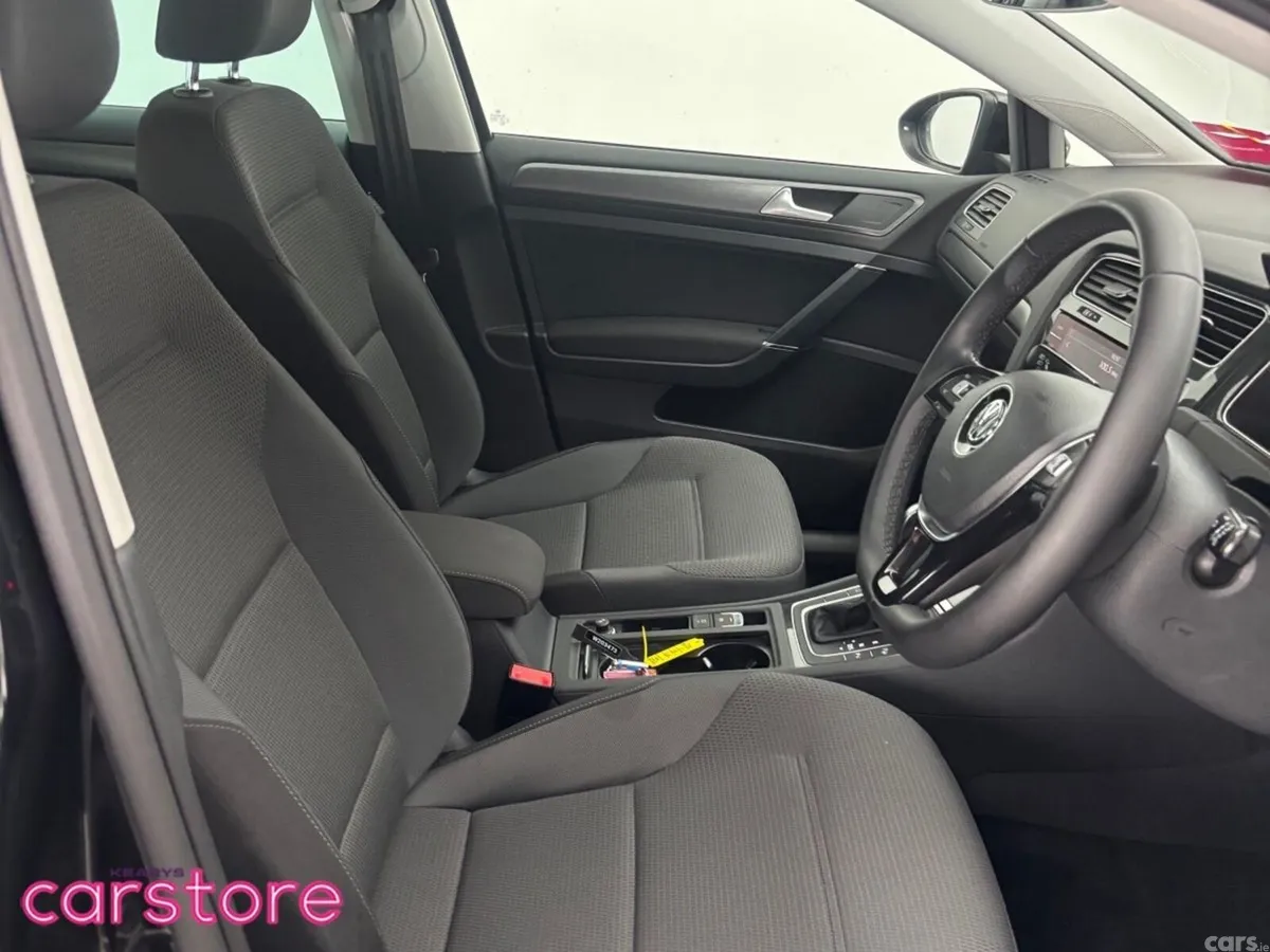 Volkswagen Golf Hatchback, Petrol, 2019, Black