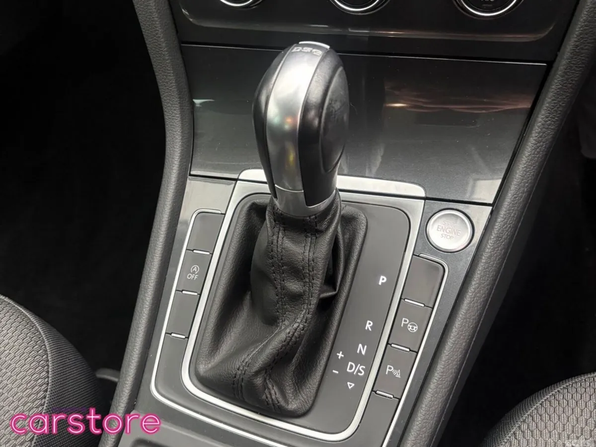 Volkswagen Golf Hatchback, Petrol, 2019, Black