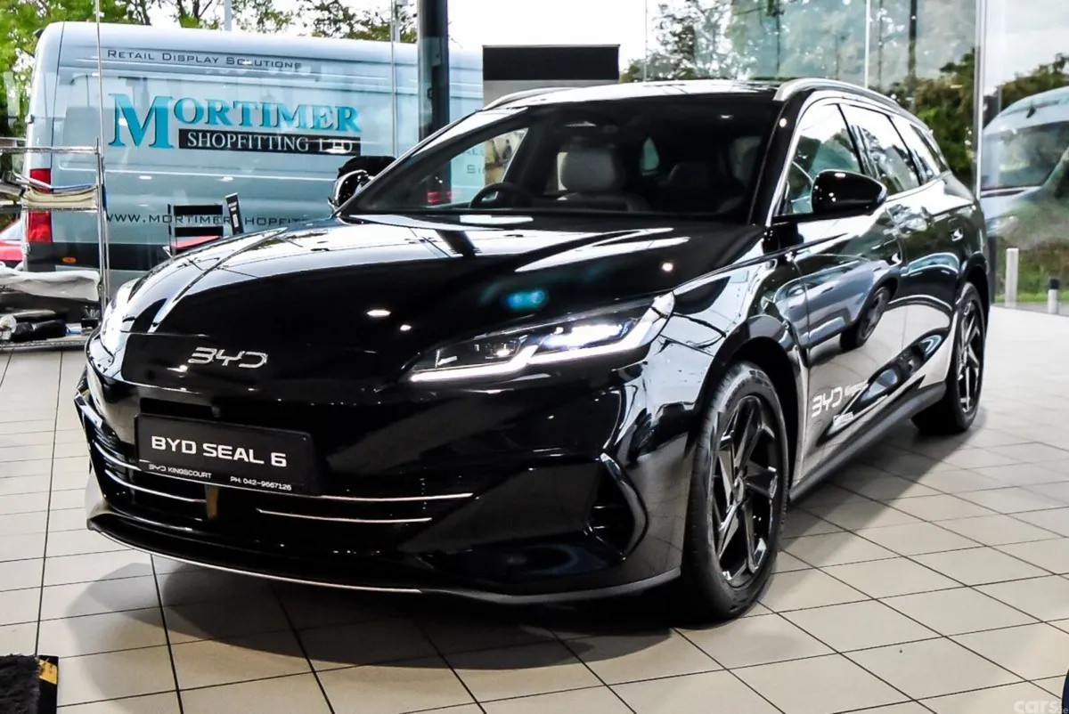 BYD Seal 6 Hatchback, Petrol Plug-in Hybrid, 2026, Black
