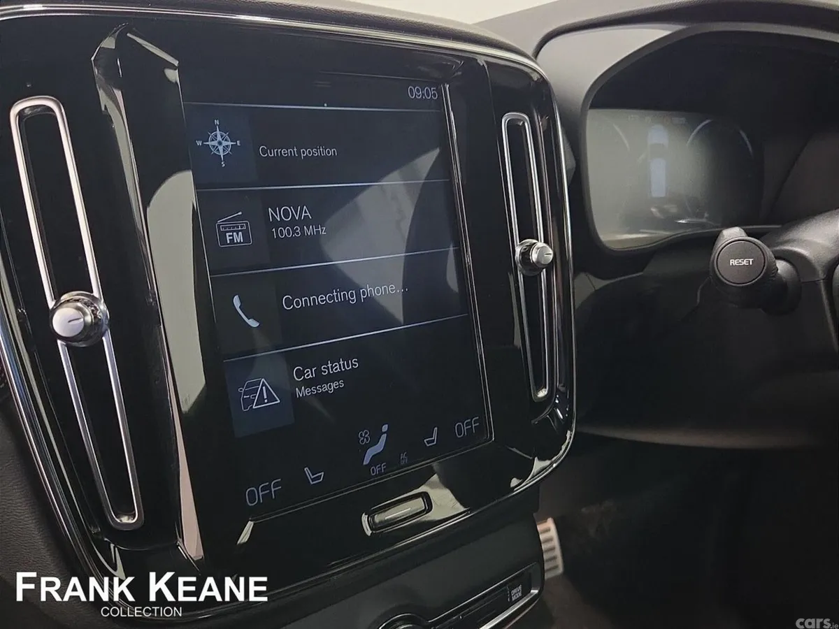 Volvo XC40 Estate, Diesel, 2020, Grey