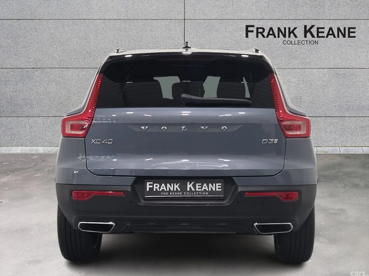 Volvo XC40 Estate, Diesel, 2020, Grey