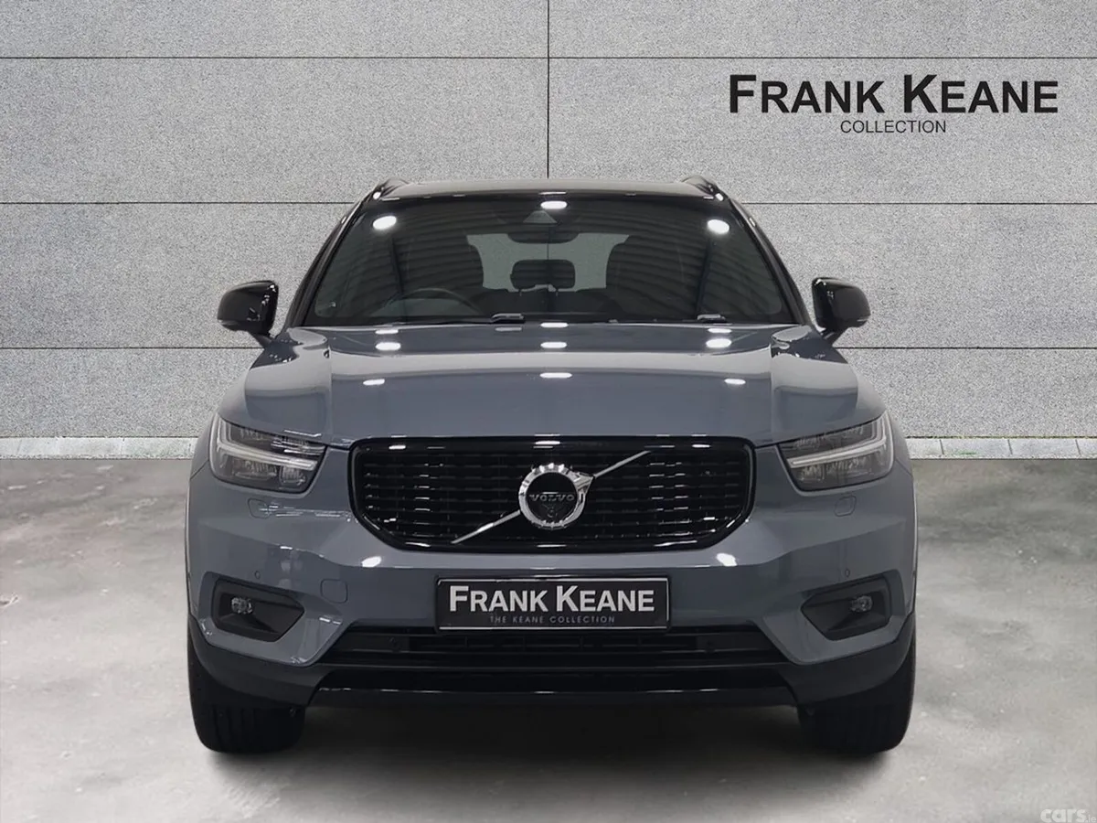 Volvo XC40 Estate, Diesel, 2020, Grey