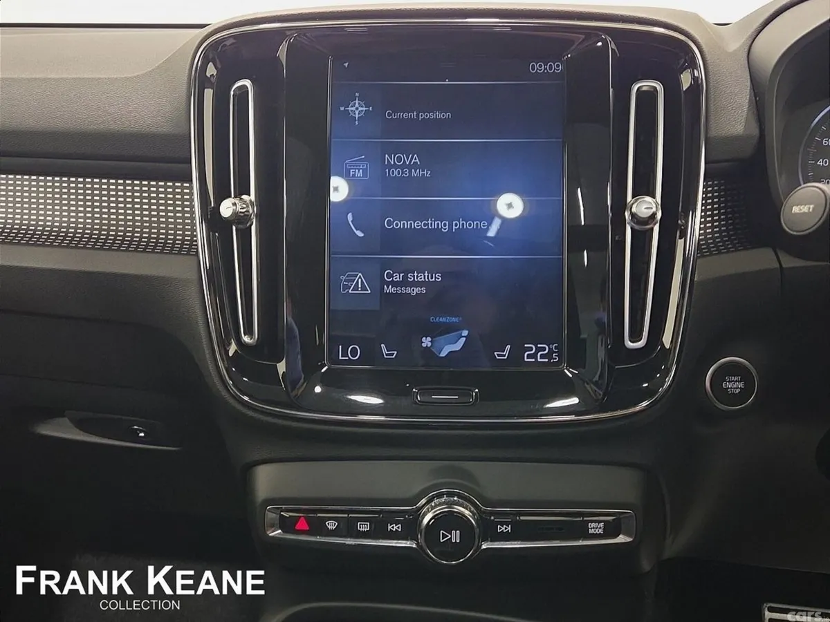 Volvo XC40 Estate, Diesel, 2020, Grey