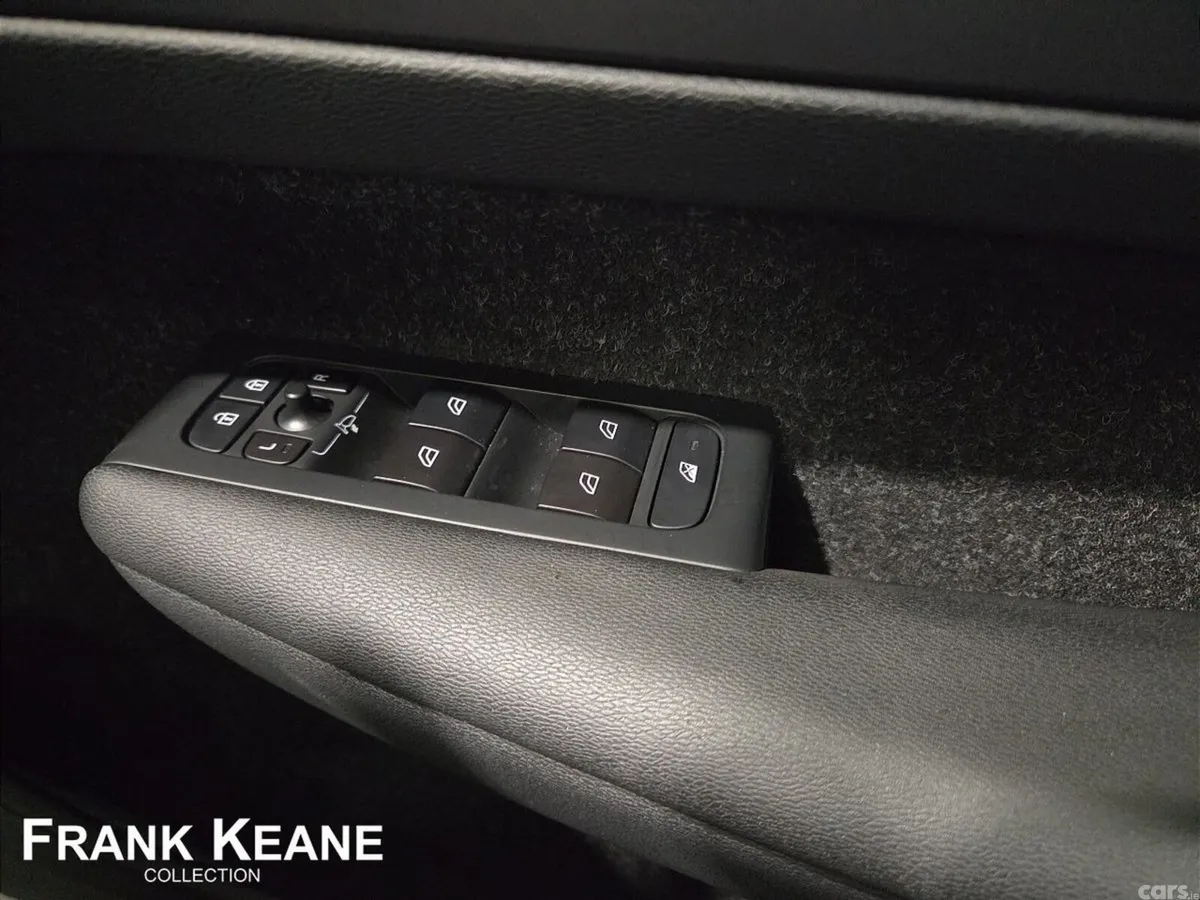 Volvo XC40 Estate, Diesel, 2020, Grey