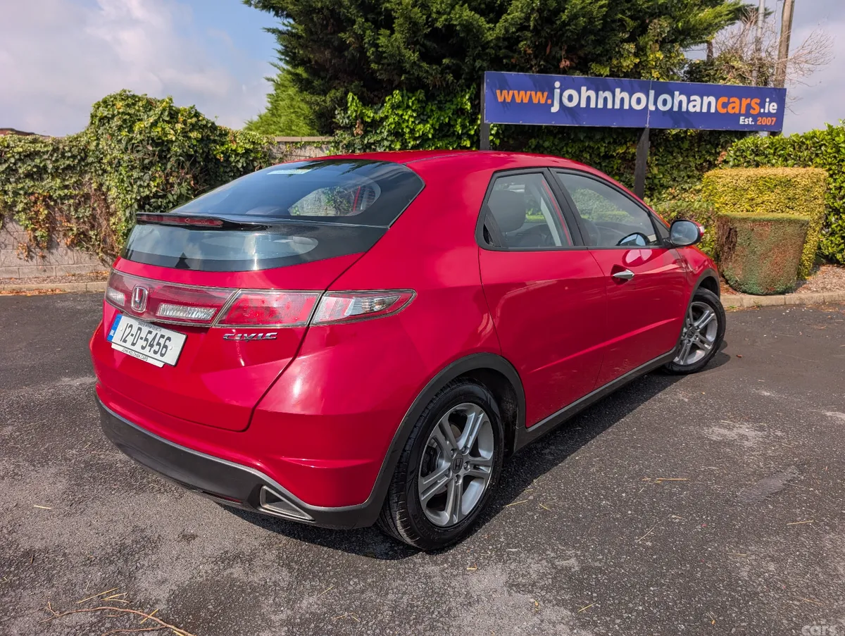 Honda Civic Hatchback, Petrol, 2012, Red