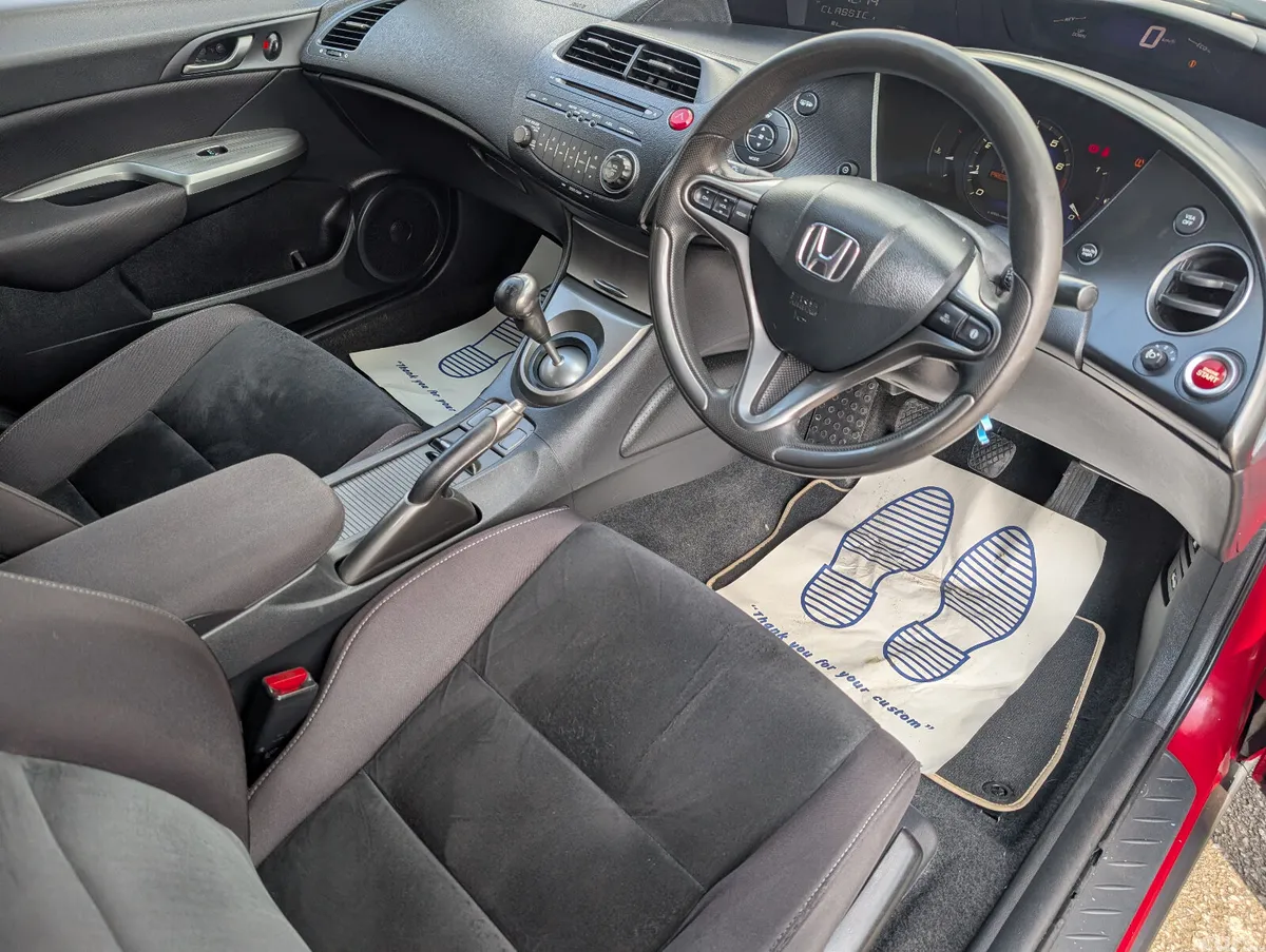 Honda Civic Hatchback, Petrol, 2012, Red