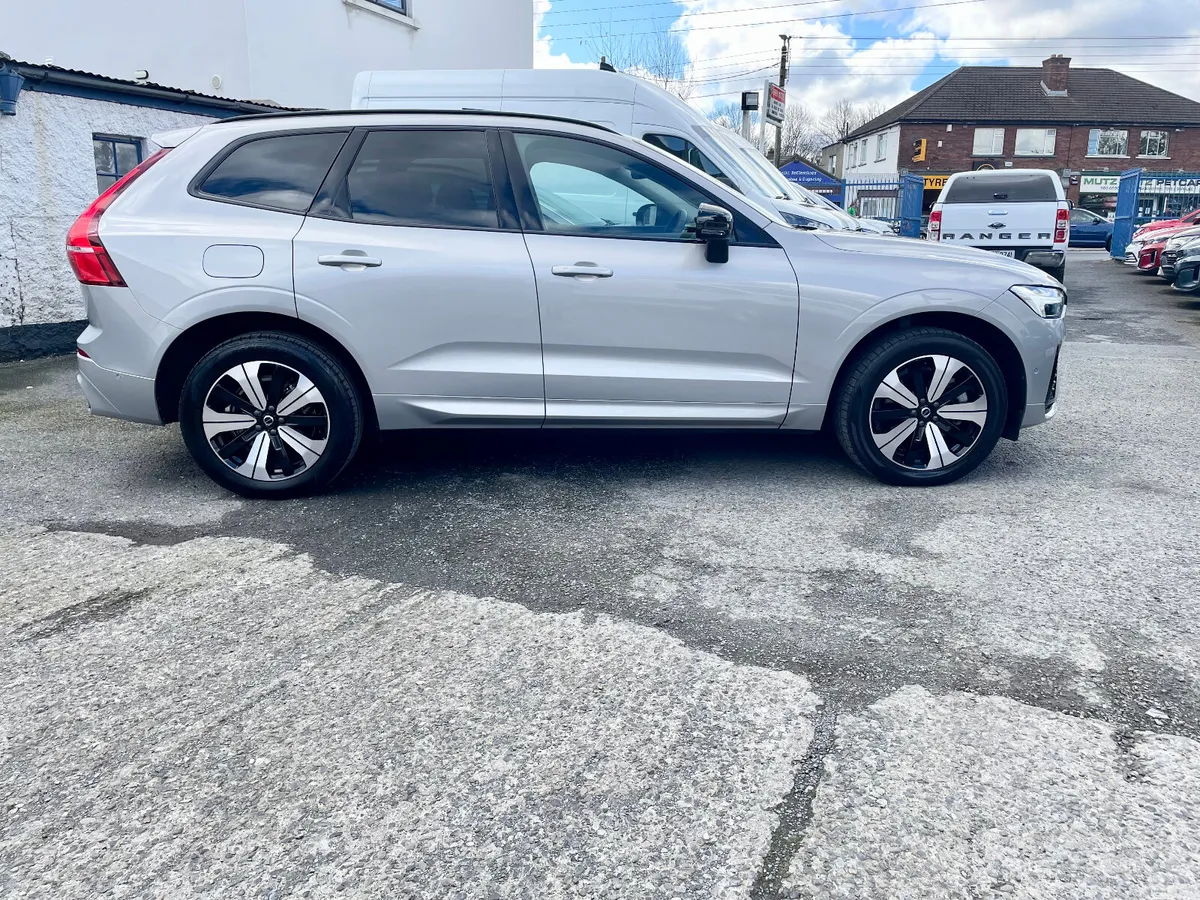 Volvo XC60 SUV, Petrol Plug-in Hybrid, 2023, Grey