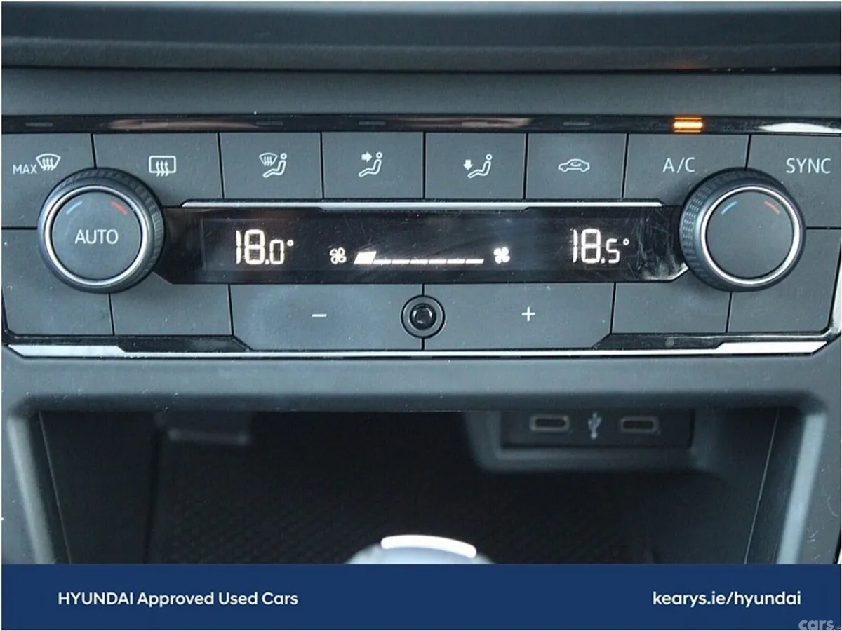 Volkswagen Polo Hatchback, Petrol, 2021, Black