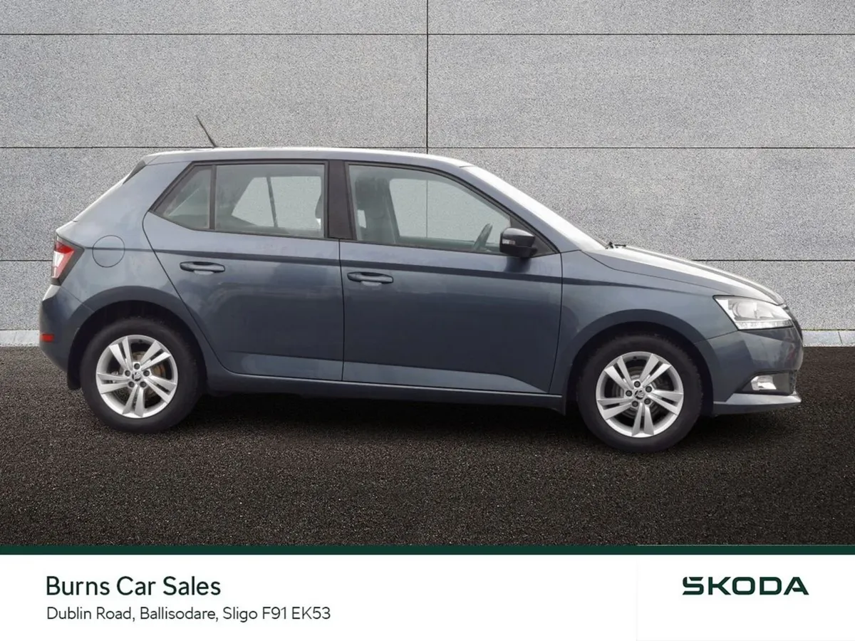 Skoda Fabia Hatchback, Petrol, 2020, Grey