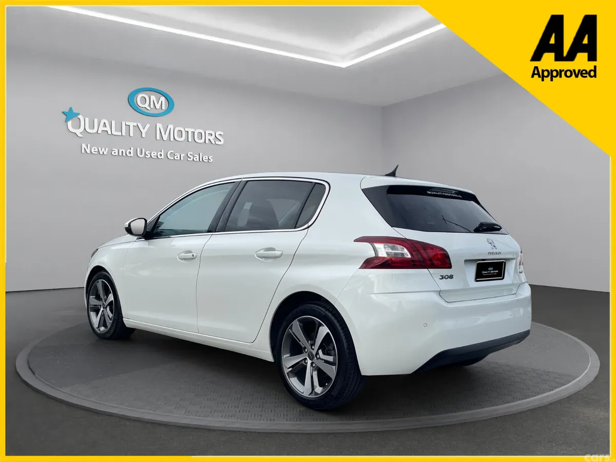 Peugeot 308 Hatchback, Diesel, 2017, White
