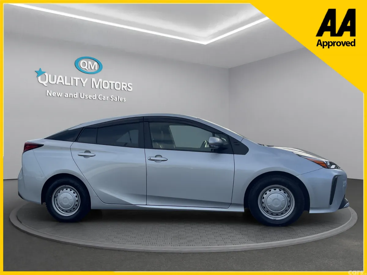 Toyota Prius Hatchback, Petrol Hybrid, 2023, Silver