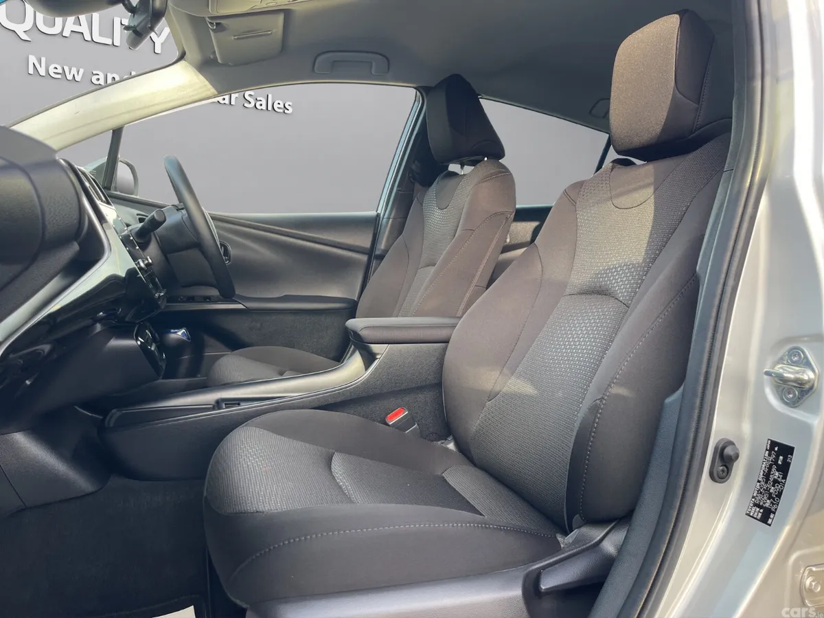Toyota Prius Hatchback, Petrol Hybrid, 2023, Silver