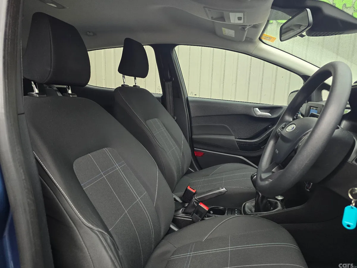 Ford Fiesta Hatchback, Petrol, 2019, Blue