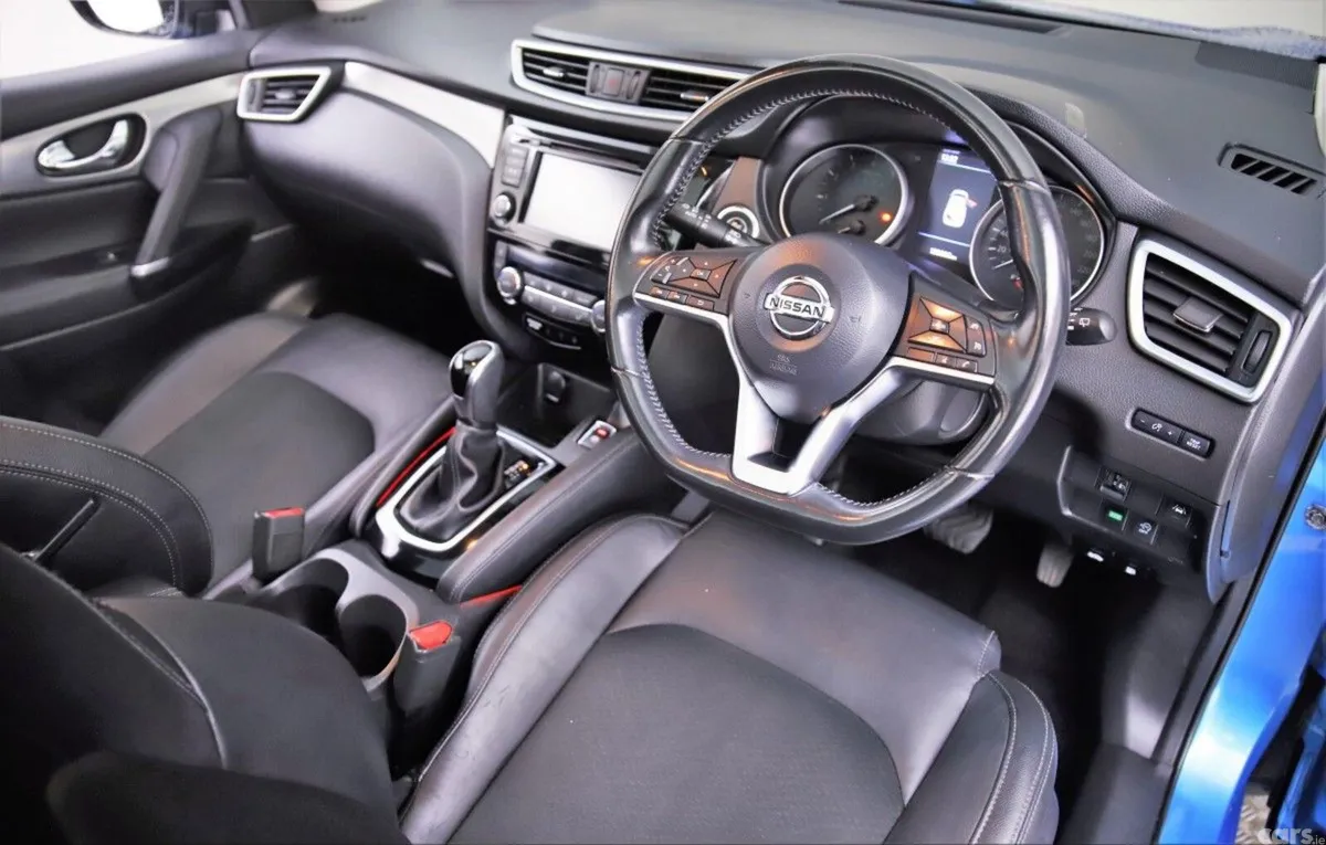 Nissan Qashqai SUV, Petrol, 2019, Blue