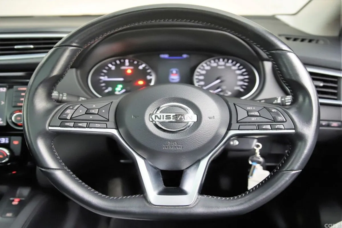 Nissan Qashqai SUV, Petrol, 2019, Blue