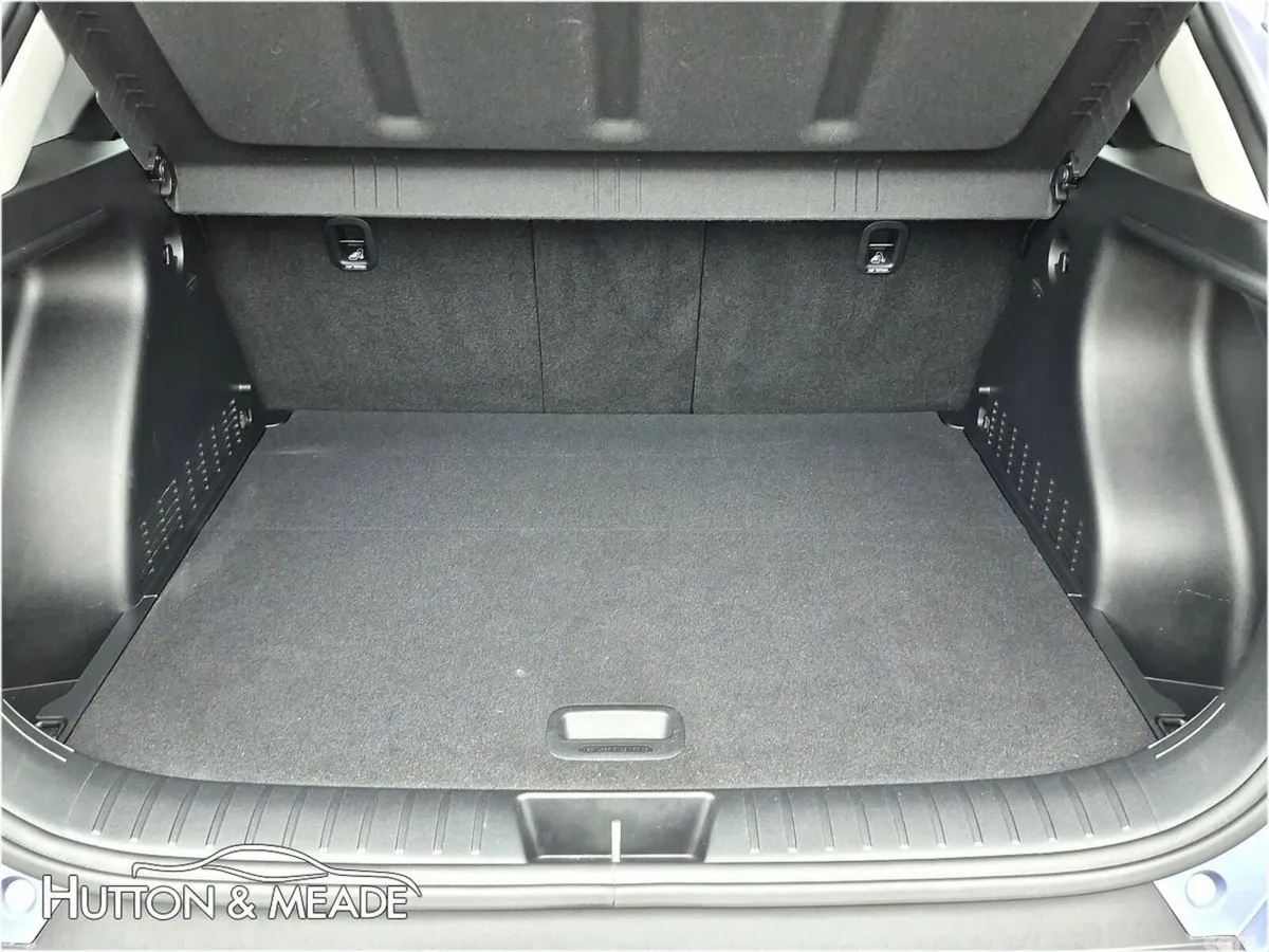 Hyundai KONA SUV, Petrol Hybrid, 2024, Blue