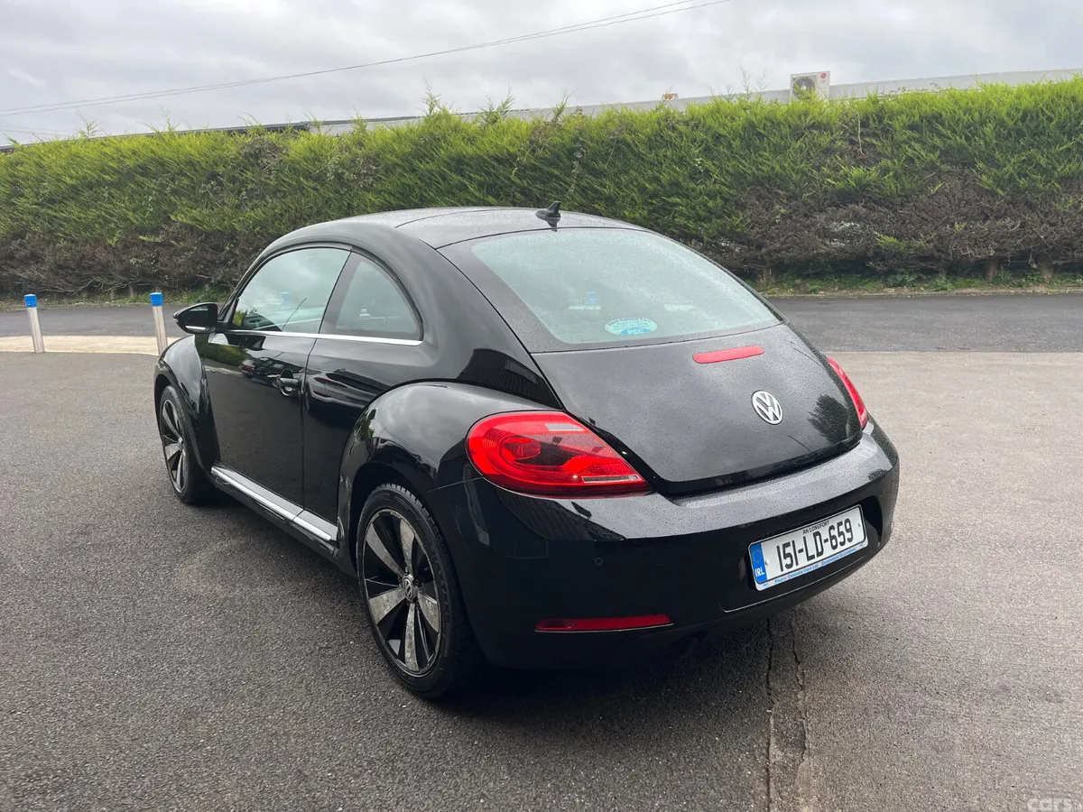 Volkswagen Beetle Hatchback, Petrol, 2015, Black