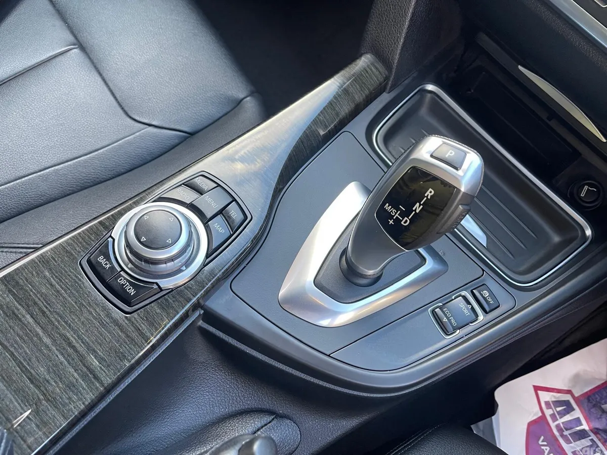 BMW 3-Series Saloon, Diesel, 2013, White