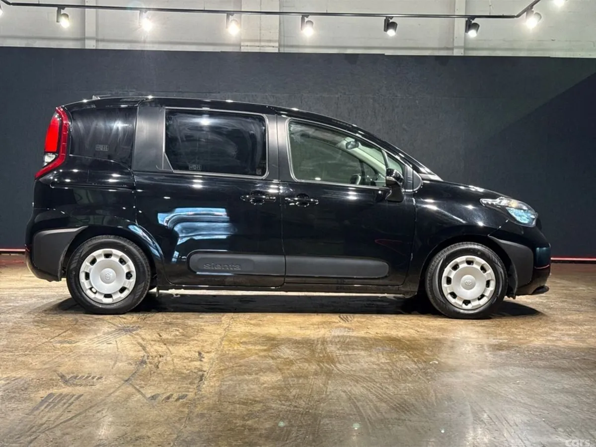 Toyota Sienta MPV, Petrol Hybrid, 2023, Black