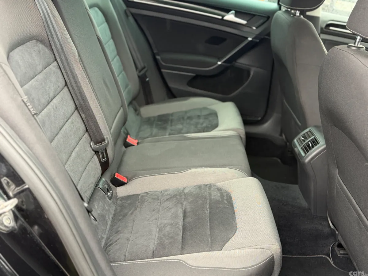 Volkswagen Golf Hatchback, Petrol, 2017, Black