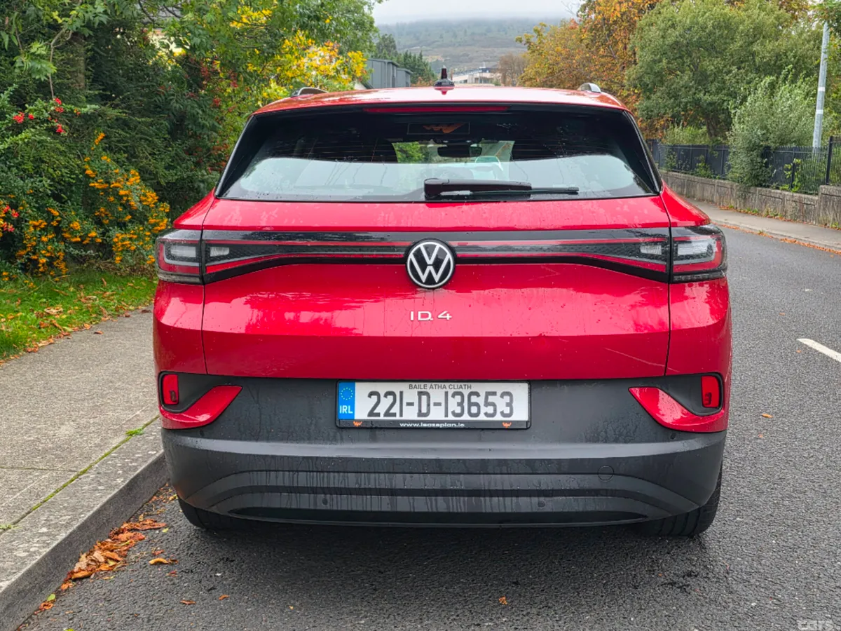 Volkswagen ID.4 Hatchback, Electric, 2022, Red
