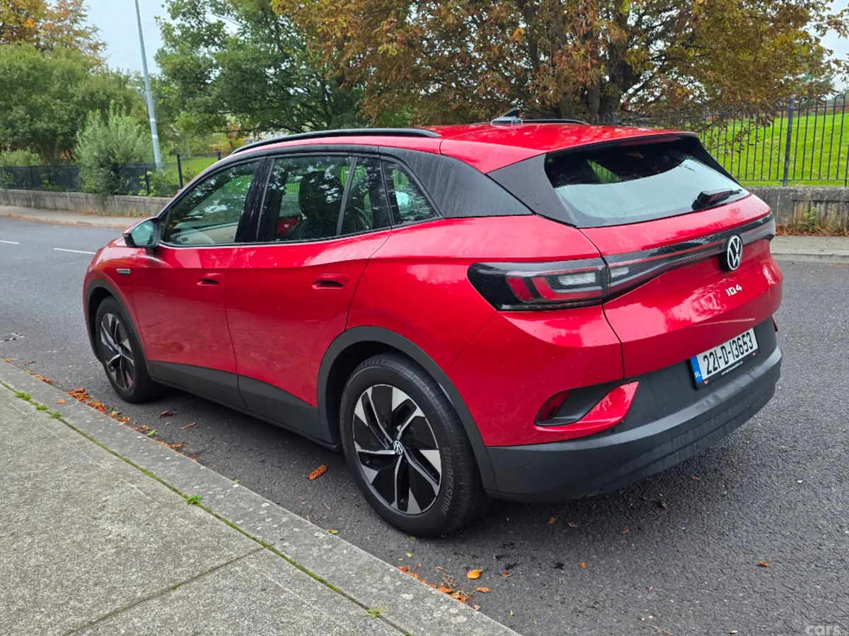 Volkswagen ID.4 Hatchback, Electric, 2022, Red