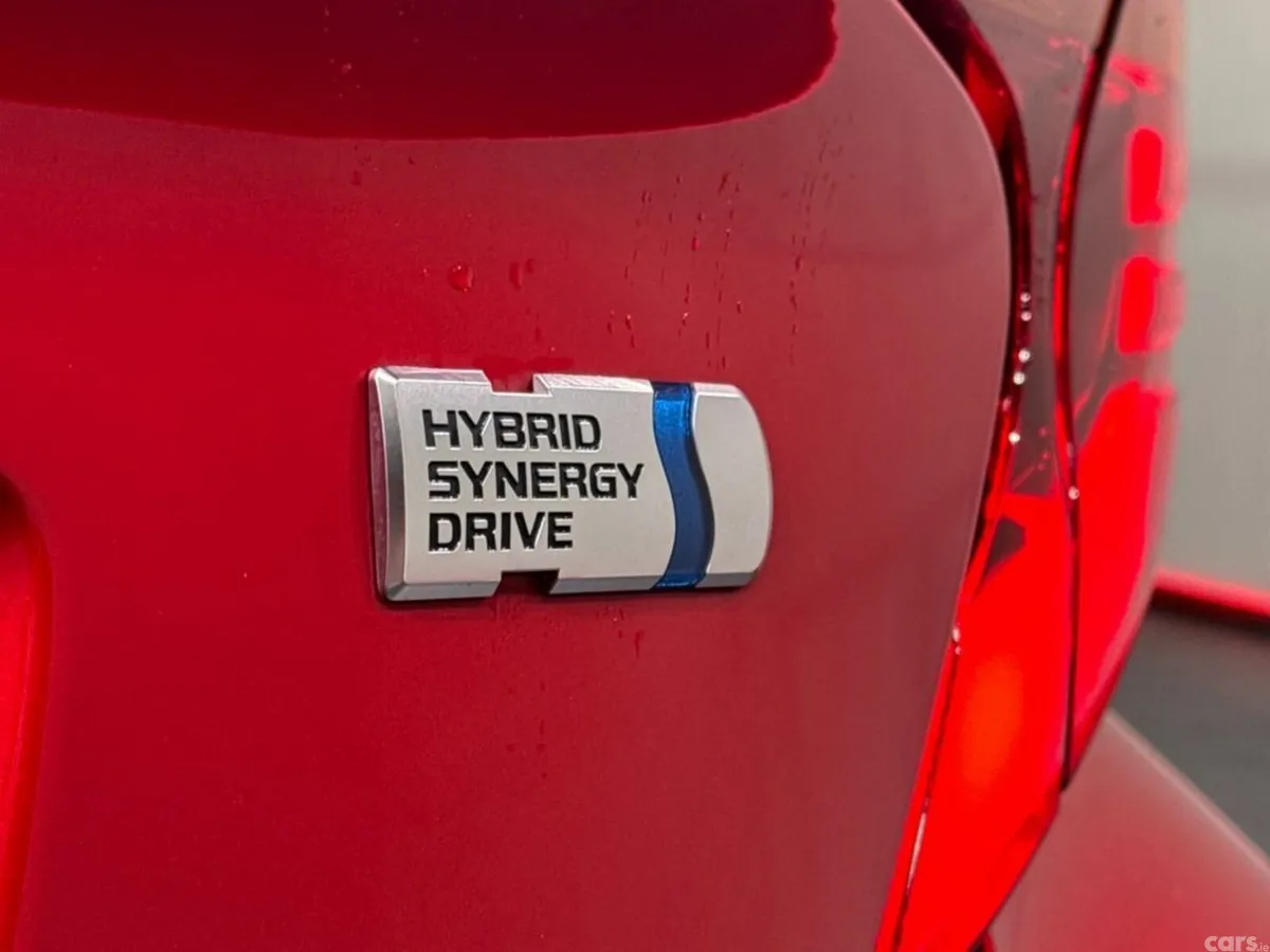 Toyota C-HR SUV, Petrol Hybrid, 2020, Red