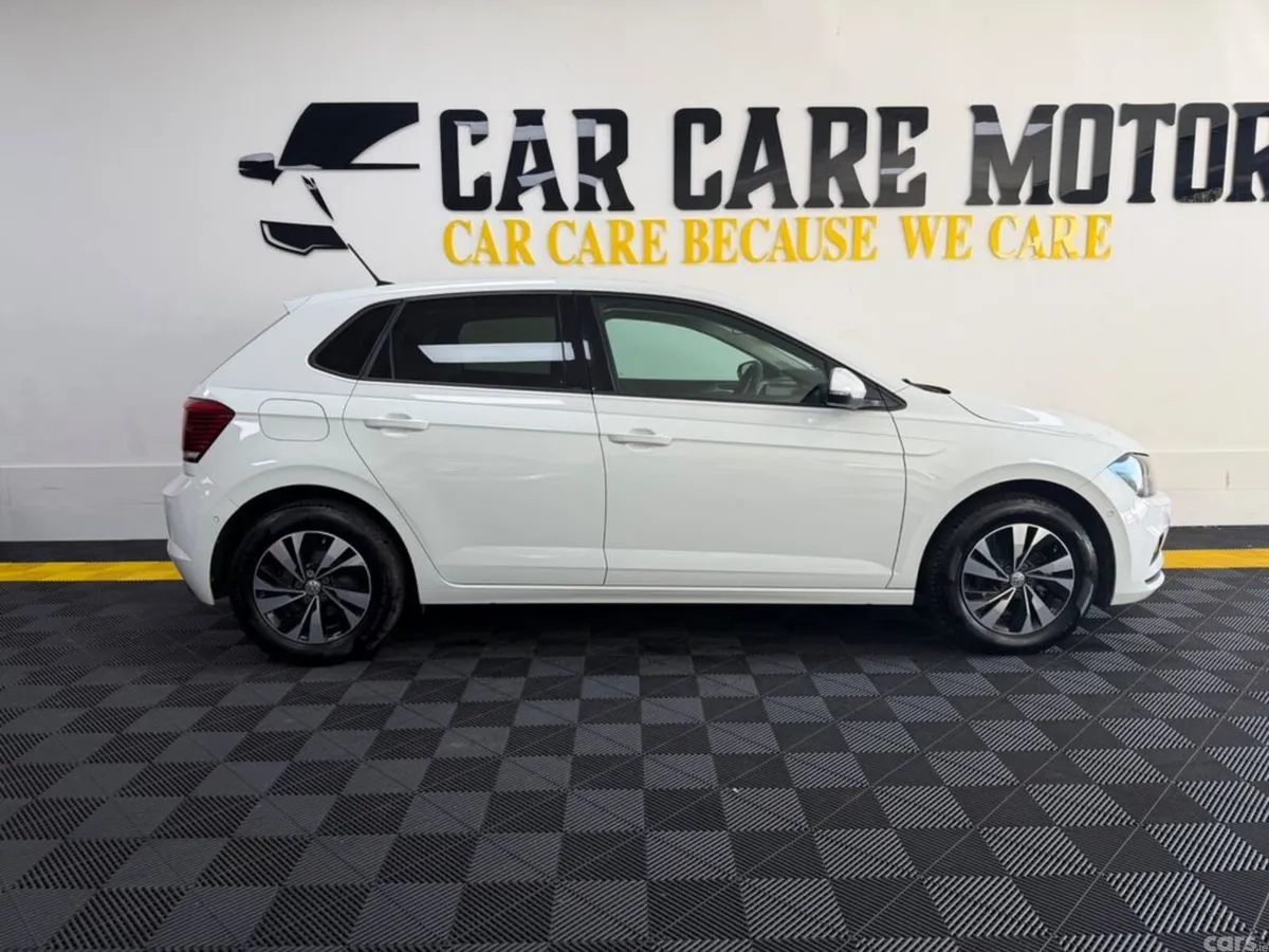 Volkswagen Polo Hatchback, Petrol, 2018, White